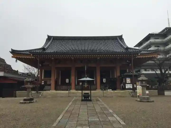 壬生寺の本殿・本堂