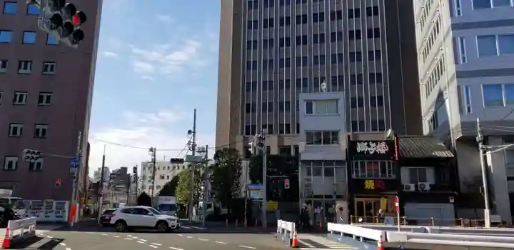 雷電稲荷神社の周辺
