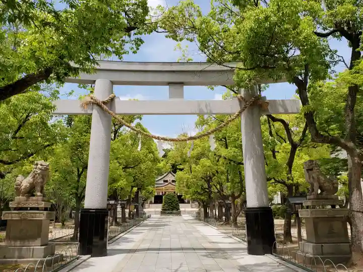 湊川神社の鳥居