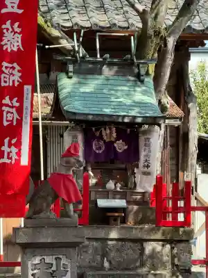 六所社(下飯田)の{uncategorized: "未分類", other: "その他", undefined: "問題あり", building: "その他建物", grave: "お墓", sacred_gate: "鳥居", guardian: "狛犬", statue: "像", buddha: "仏像", history: "歴史", nature: "自然", garden: "庭園", animal: "動物", pagoda: "塔", temizu: "手水舎", mountain_gate: "山門・神門", sanctuary: "本殿・本堂", subordinate: "末社・摂社", art: "芸術", scenery: "景色", jizo: "地蔵", ema: "絵馬", goshuin: "御朱印", omikuji: "おみくじ", items: "授与品その他", amulet: "お守り", goshuincho: "御朱印帳", eats: "食事", festival: "お祭り", votive_dance: "神楽", shichigosan: "七五三参", wedding: "結婚式", experience: "体験その他", initially: "初詣", around: "周辺", anti_infection: "感染症対策"}