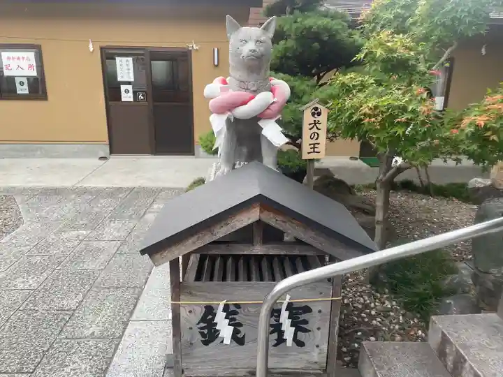 伊奴神社の狛犬