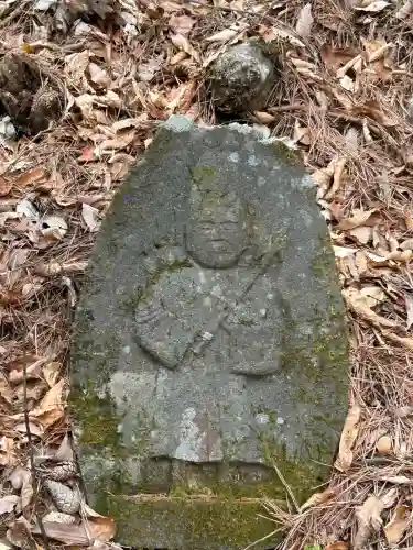 修那羅山安宮神社の{uncategorized: "未分類", other: "その他", undefined: "問題あり", building: "その他建物", grave: "お墓", sacred_gate: "鳥居", guardian: "狛犬", statue: "像", buddha: "仏像", history: "歴史", nature: "自然", garden: "庭園", animal: "動物", pagoda: "塔", temizu: "手水舎", mountain_gate: "山門・神門", sanctuary: "本殿・本堂", subordinate: "末社・摂社", art: "芸術", scenery: "景色", jizo: "地蔵", ema: "絵馬", goshuin: "御朱印", omikuji: "おみくじ", items: "授与品その他", amulet: "お守り", goshuincho: "御朱印帳", eats: "食事", festival: "お祭り", votive_dance: "神楽", shichigosan: "七五三参", wedding: "結婚式", experience: "体験その他", initially: "初詣", around: "周辺", anti_infection: "感染症対策"}