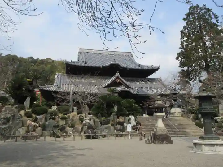 粉河寺の本殿・本堂