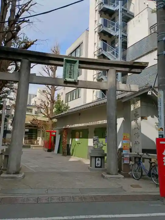 銀杏岡八幡神社の{uncategorized: "未分類", other: "その他", undefined: "問題あり", building: "その他建物", grave: "お墓", sacred_gate: "鳥居", guardian: "狛犬", statue: "像", buddha: "仏像", history: "歴史", nature: "自然", garden: "庭園", animal: "動物", pagoda: "塔", temizu: "手水舎", mountain_gate: "山門・神門", sanctuary: "本殿・本堂", subordinate: "末社・摂社", art: "芸術", scenery: "景色", jizo: "地蔵", ema: "絵馬", goshuin: "御朱印", omikuji: "おみくじ", items: "授与品その他", amulet: "お守り", goshuincho: "御朱印帳", eats: "食事", festival: "お祭り", votive_dance: "神楽", shichigosan: "七五三参", wedding: "結婚式", experience: "体験その他", initially: "初詣", around: "周辺", anti_infection: "感染症対策"}