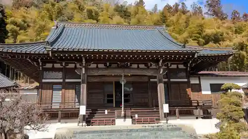 鳳林寺の本殿・本堂