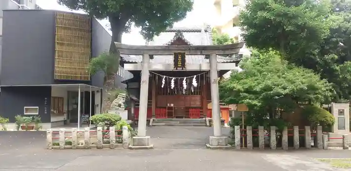 江島杉山神社の鳥居