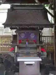 被官稲荷神社の本殿