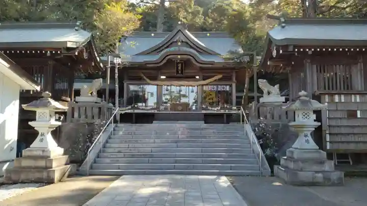 西寒多神社の本殿・本堂
