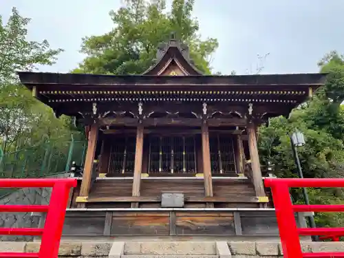 中山寺の末社