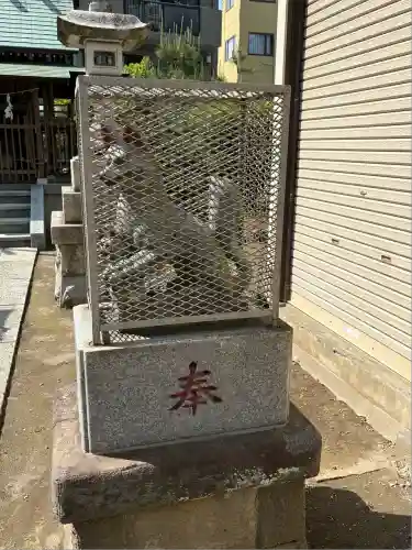 中葛西稲荷神社の狛犬
