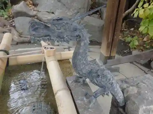 海老江八坂神社の手水舎