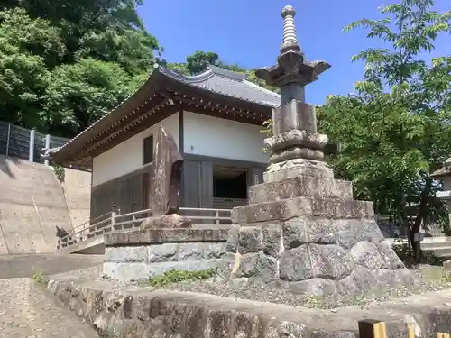 医王寺の塔