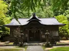 大石見神社の本殿