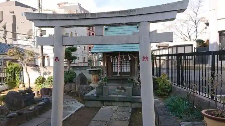 榎稲荷神社の鳥居