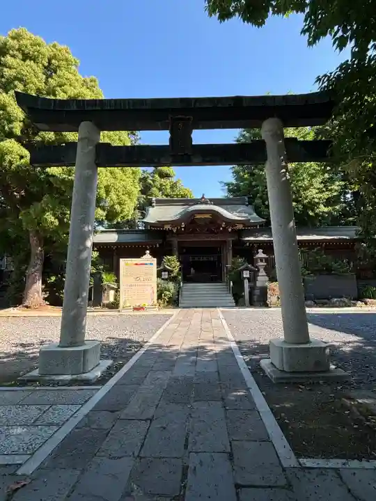 鳩ヶ谷氷川神社の{uncategorized: "未分類", other: "その他", undefined: "問題あり", building: "その他建物", grave: "お墓", sacred_gate: "鳥居", guardian: "狛犬", statue: "像", buddha: "仏像", history: "歴史", nature: "自然", garden: "庭園", animal: "動物", pagoda: "塔", temizu: "手水舎", mountain_gate: "山門・神門", sanctuary: "本殿・本堂", subordinate: "末社・摂社", art: "芸術", scenery: "景色", jizo: "地蔵", ema: "絵馬", goshuin: "御朱印", omikuji: "おみくじ", items: "授与品その他", amulet: "お守り", goshuincho: "御朱印帳", eats: "食事", festival: "お祭り", votive_dance: "神楽", shichigosan: "七五三参", wedding: "結婚式", experience: "体験その他", initially: "初詣", around: "周辺", anti_infection: "感染症対策"}
