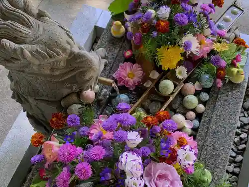 滑川神社 - 仕事と子どもの守り神の手水舎