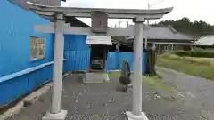 戸川稲荷神社の鳥居