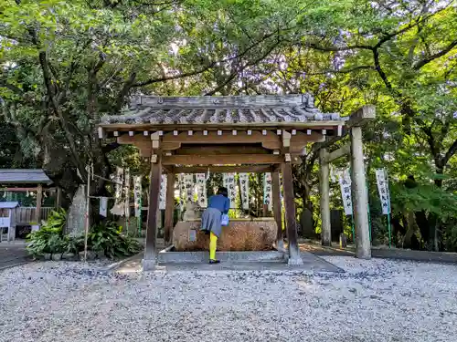 岩崎御嶽社の手水舎