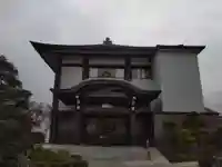 秀明寺の本殿・本堂
