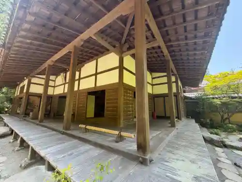 金剛輪寺の{uncategorized: "未分類", other: "その他", undefined: "問題あり", building: "その他建物", grave: "お墓", sacred_gate: "鳥居", guardian: "狛犬", statue: "像", buddha: "仏像", history: "歴史", nature: "自然", garden: "庭園", animal: "動物", pagoda: "塔", temizu: "手水舎", mountain_gate: "山門・神門", sanctuary: "本殿・本堂", subordinate: "末社・摂社", art: "芸術", scenery: "景色", jizo: "地蔵", ema: "絵馬", goshuin: "御朱印", omikuji: "おみくじ", items: "授与品その他", amulet: "お守り", goshuincho: "御朱印帳", eats: "食事", festival: "お祭り", votive_dance: "神楽", shichigosan: "七五三参", wedding: "結婚式", experience: "体験その他", initially: "初詣", around: "周辺", anti_infection: "感染症対策"}
