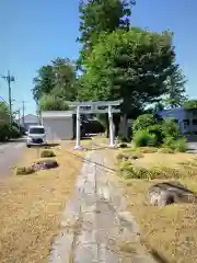 諏訪神社の鳥居