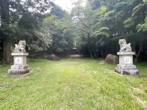 八風嶺鎮神社(三重県)