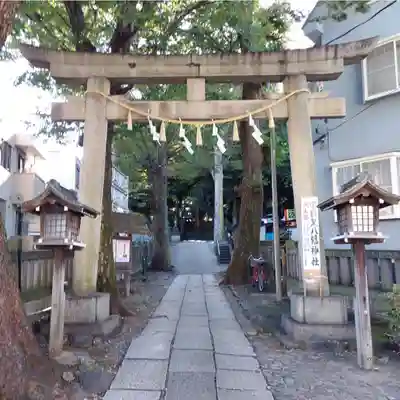 中目黒八幡神社の鳥居