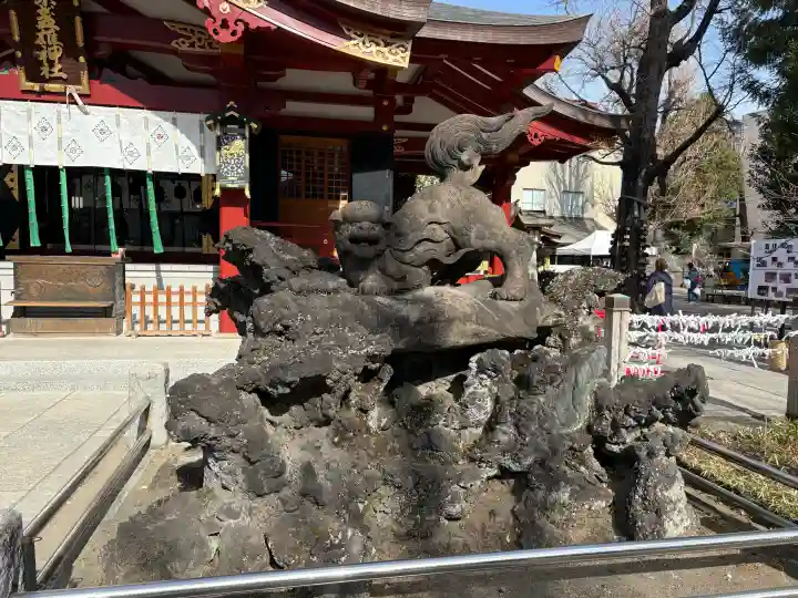 素盞雄神社の{uncategorized: "未分類", other: "その他", undefined: "問題あり", building: "その他建物", grave: "お墓", sacred_gate: "鳥居", guardian: "狛犬", statue: "像", buddha: "仏像", history: "歴史", nature: "自然", garden: "庭園", animal: "動物", pagoda: "塔", temizu: "手水舎", mountain_gate: "山門・神門", sanctuary: "本殿・本堂", subordinate: "末社・摂社", art: "芸術", scenery: "景色", jizo: "地蔵", ema: "絵馬", goshuin: "御朱印", omikuji: "おみくじ", items: "授与品その他", amulet: "お守り", goshuincho: "御朱印帳", eats: "食事", festival: "お祭り", votive_dance: "神楽", shichigosan: "七五三参", wedding: "結婚式", experience: "体験その他", initially: "初詣", around: "周辺", anti_infection: "感染症対策"}