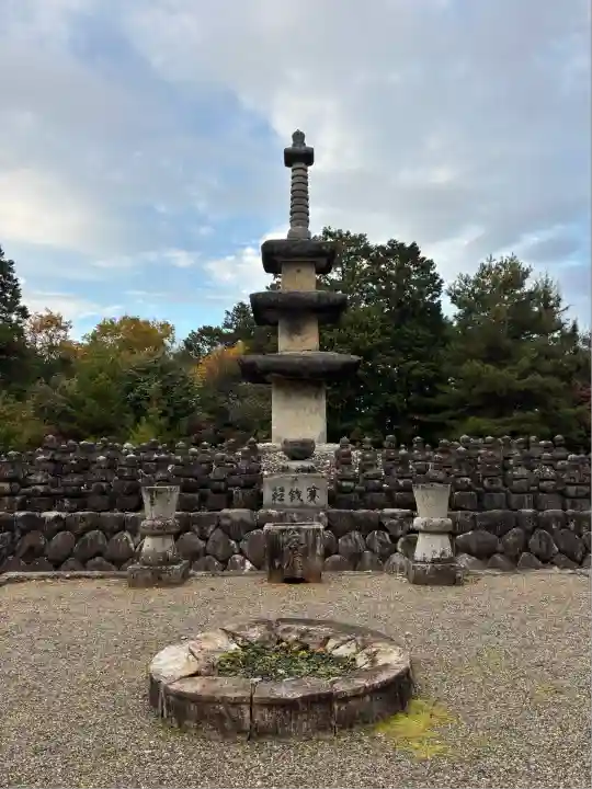 石塔寺(滋賀県)