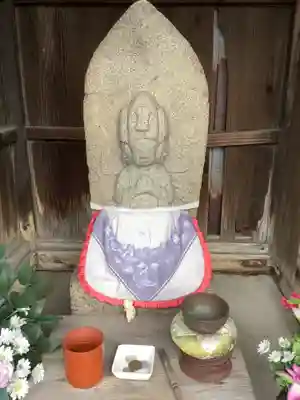 辻地蔵堂(黒川樋門)の仏像