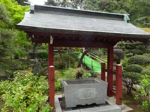 泉谷寺の手水舎