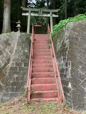 山田箒根神社の鳥居