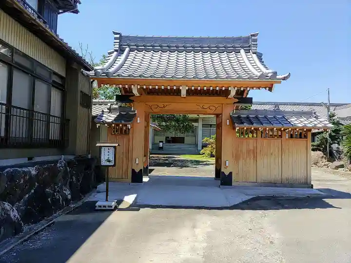 蓮徳寺の山門・神門