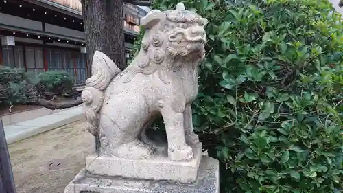 みなと八幡神社の狛犬