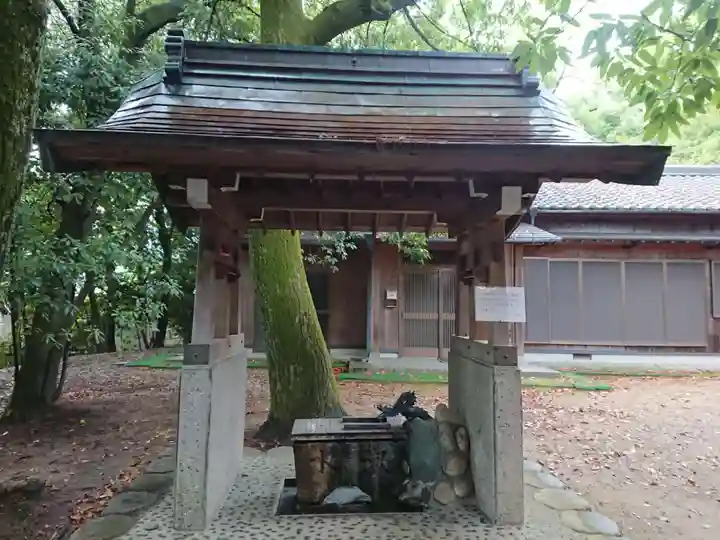 菅田神社の手水舎