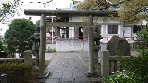 本牧神社の鳥居