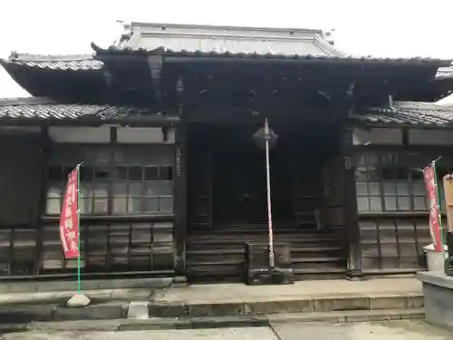 魚籃寺の本殿・本堂