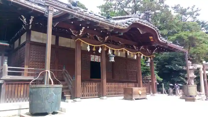 諏訪神社の本殿・本堂