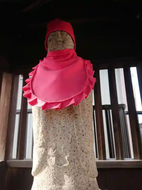 祠(地蔵)の地蔵