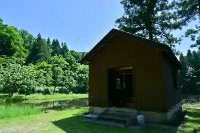 郡殿の池弁財天社(新潟県)