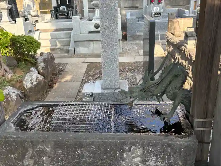 東善寺の手水舎