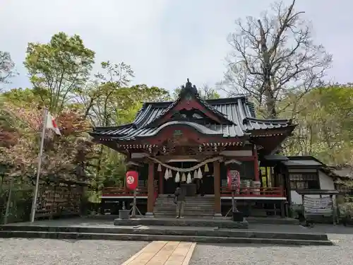 山中諏訪神社(山梨県)