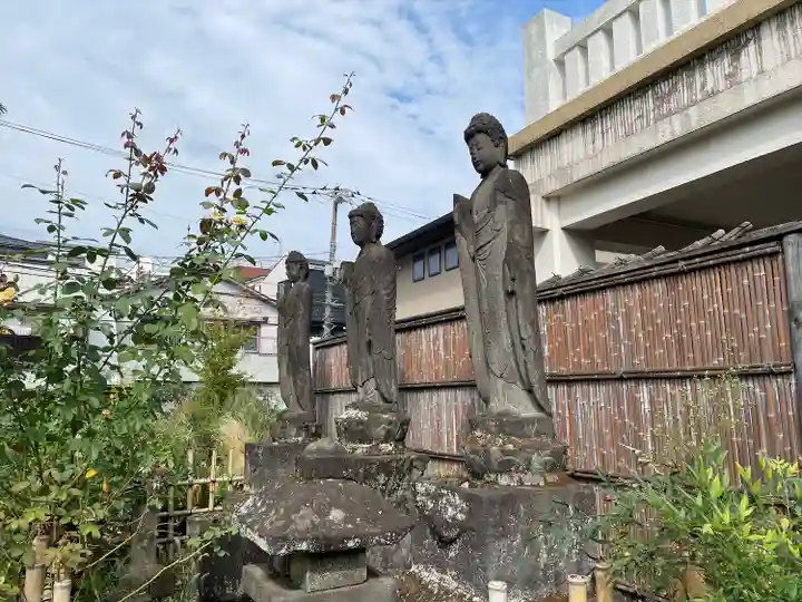 薬師寺 南蔵院 (東京都)