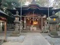 座間神社の本殿・本堂