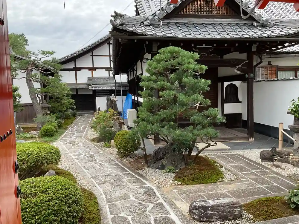 顕岑院（京都府神宮丸太町駅）のアクセス・お参りの情報 （浄土宗