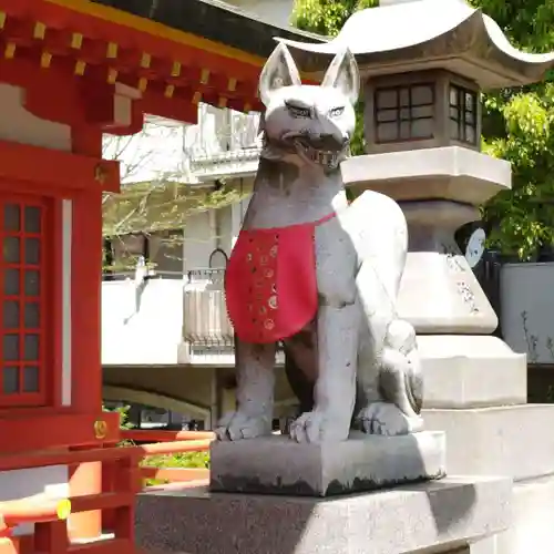 稲荷神社の狛犬