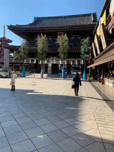 川崎大師（平間寺）の山門