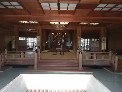 亀山八幡宮の本殿・本堂