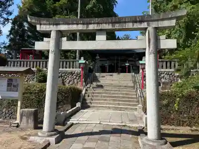 下野國一社八幡宮の{uncategorized: "未分類", other: "その他", undefined: "問題あり", building: "その他建物", grave: "お墓", sacred_gate: "鳥居", guardian: "狛犬", statue: "像", buddha: "仏像", history: "歴史", nature: "自然", garden: "庭園", animal: "動物", pagoda: "塔", temizu: "手水舎", mountain_gate: "山門・神門", sanctuary: "本殿・本堂", subordinate: "末社・摂社", art: "芸術", scenery: "景色", jizo: "地蔵", ema: "絵馬", goshuin: "御朱印", omikuji: "おみくじ", items: "授与品その他", amulet: "お守り", goshuincho: "御朱印帳", eats: "食事", festival: "お祭り", votive_dance: "神楽", shichigosan: "七五三参", wedding: "結婚式", experience: "体験その他", initially: "初詣", around: "周辺", anti_infection: "感染症対策"}