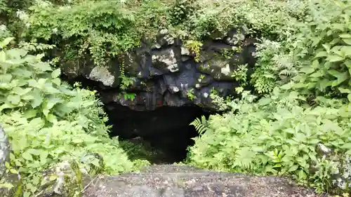 人穴浅間神社のその他建物